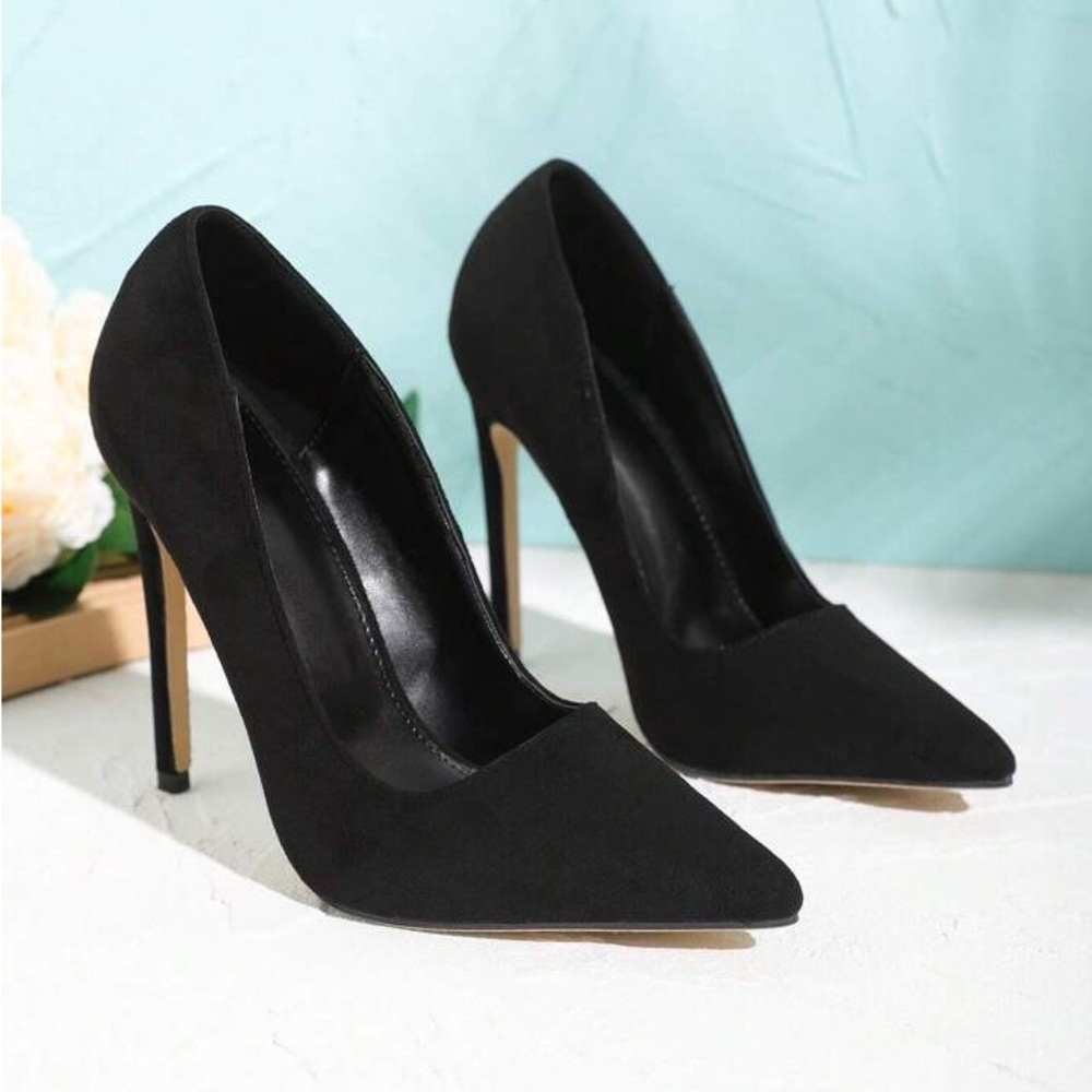 Elegant Black Stiletto Heels